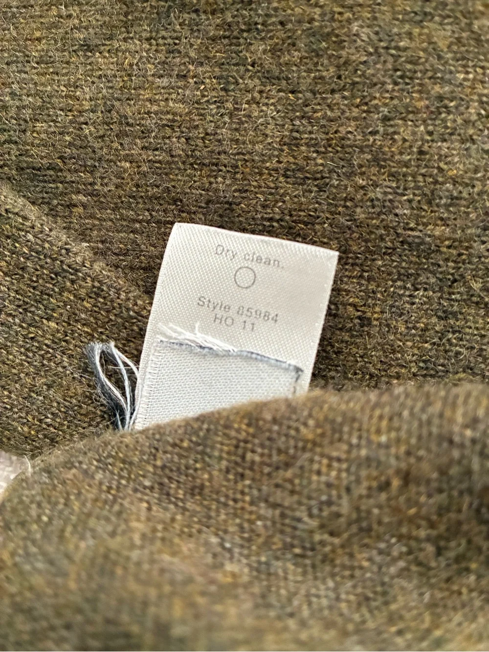 J. Crew Sweater Men's Small Italian Cashmere V-Neck in Olive Green 100% Cashmere